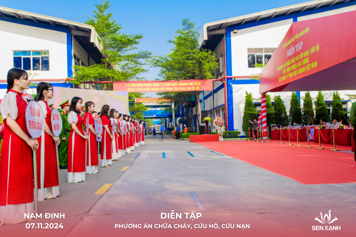 C&aacute;c th&agrave;nh vi&ecirc;n tham gia đ&oacute;n tiếp