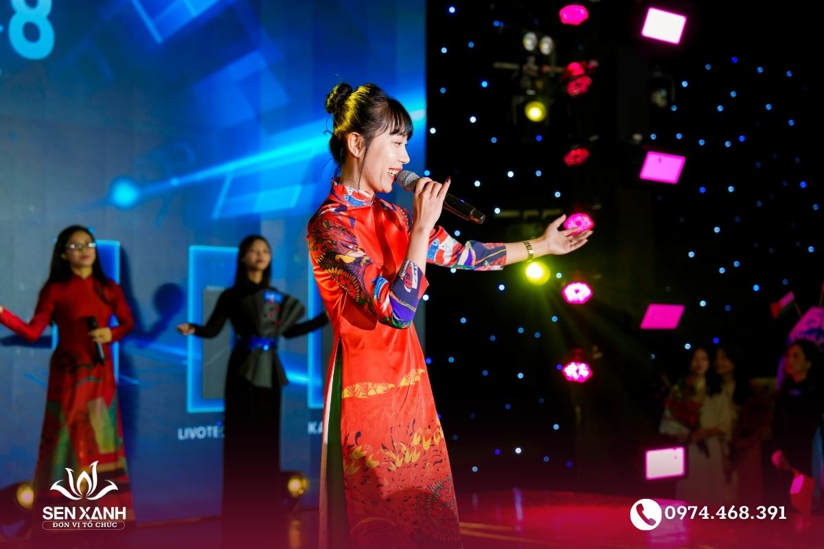 ca sỹ hát trong chương trình