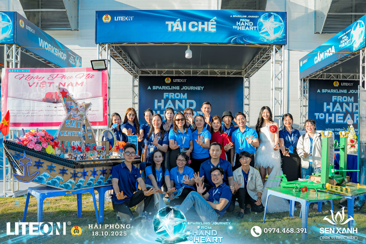 C&aacute;c đội check in với c&aacute;c t&aacute;c phẩm t&aacute;i chế