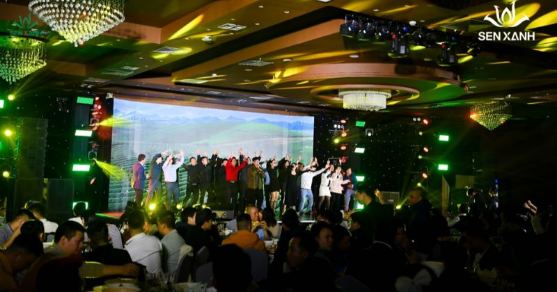 sự kiện với đông người tham gia